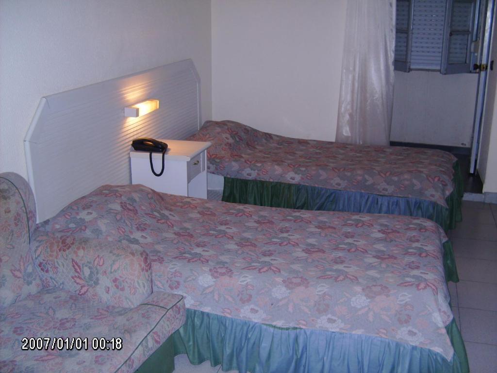 Olhos Pretos Hotel Caldas Da Rainha Ruang foto